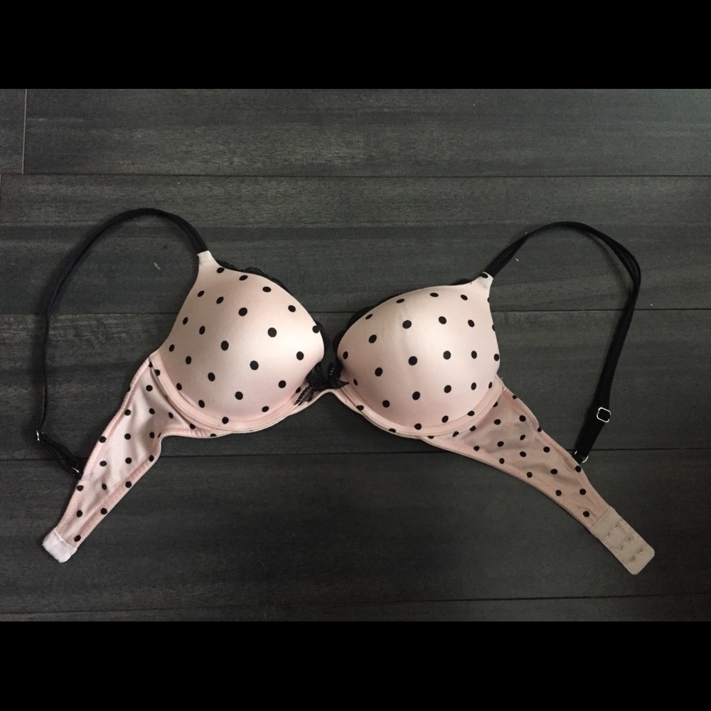 Victoria’s Secret Very Sexy push-up bra, 32 C